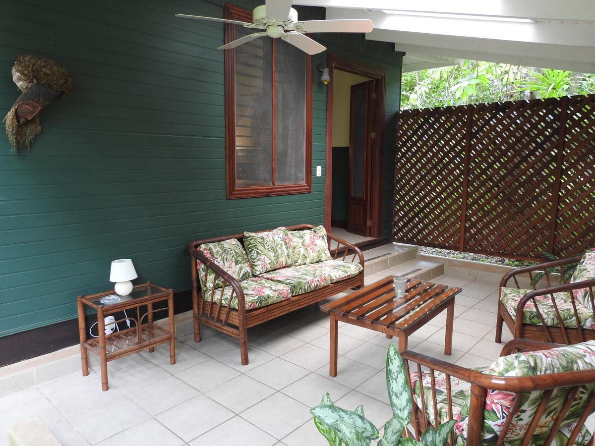 Playa Negra Guesthouse Кахуіта Екстер'єр фото