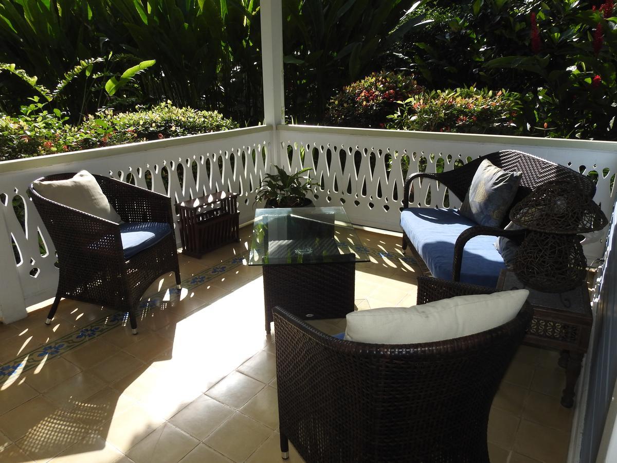 Playa Negra Guesthouse Кахуіта Екстер'єр фото