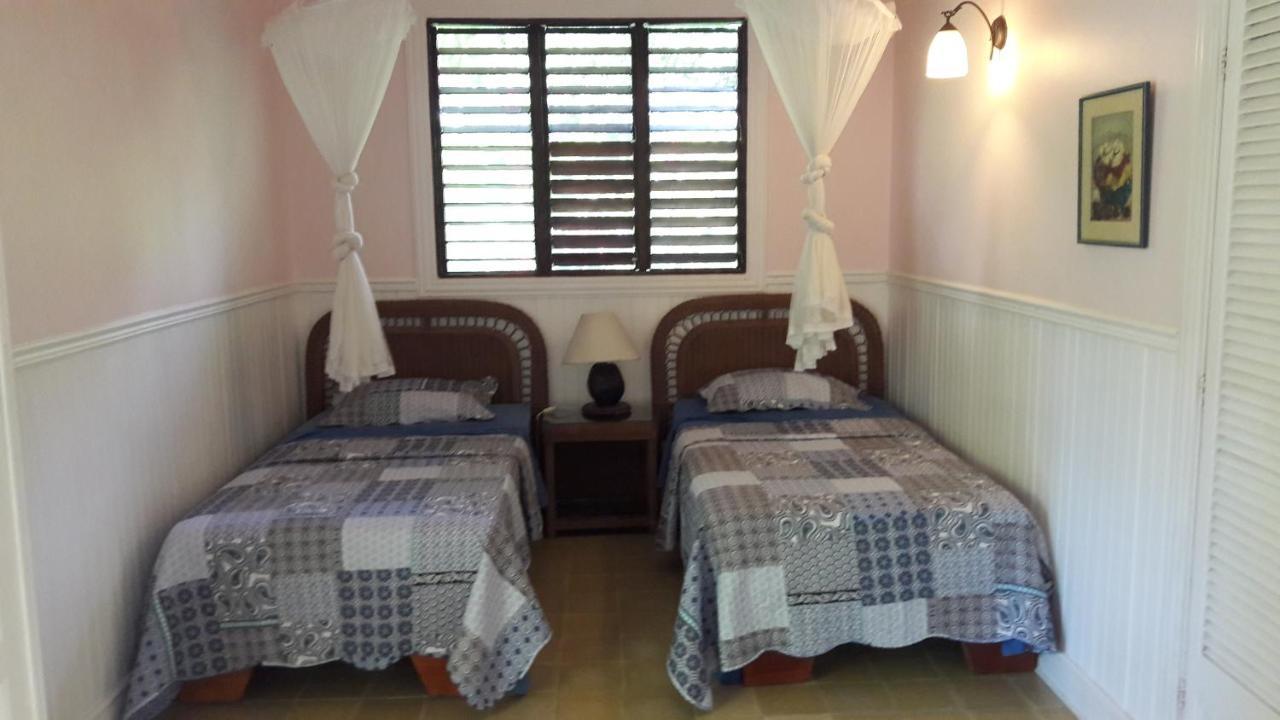 Playa Negra Guesthouse Кахуіта Екстер'єр фото