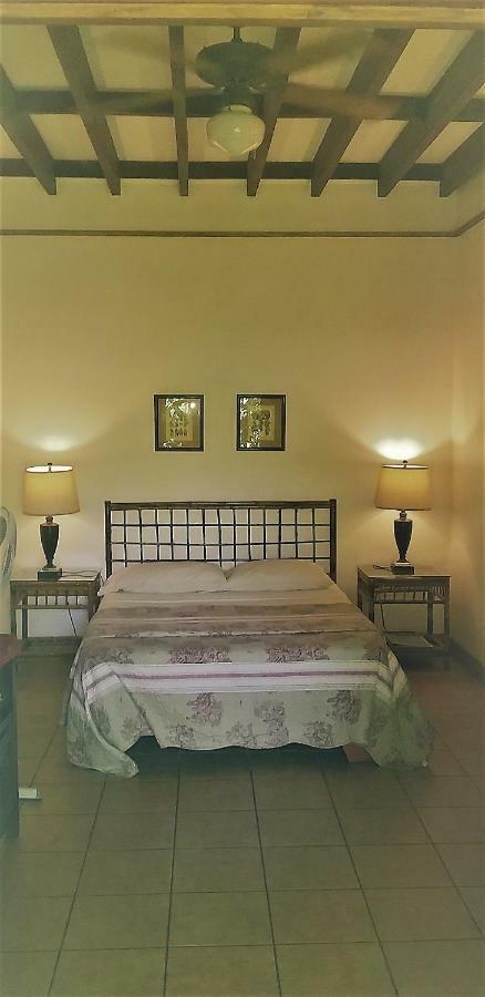 Playa Negra Guesthouse Кахуіта Екстер'єр фото